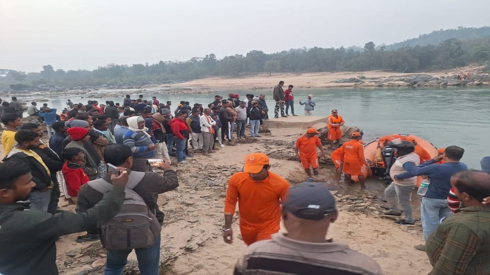 No trace of youth body found in Balrampur even for third day