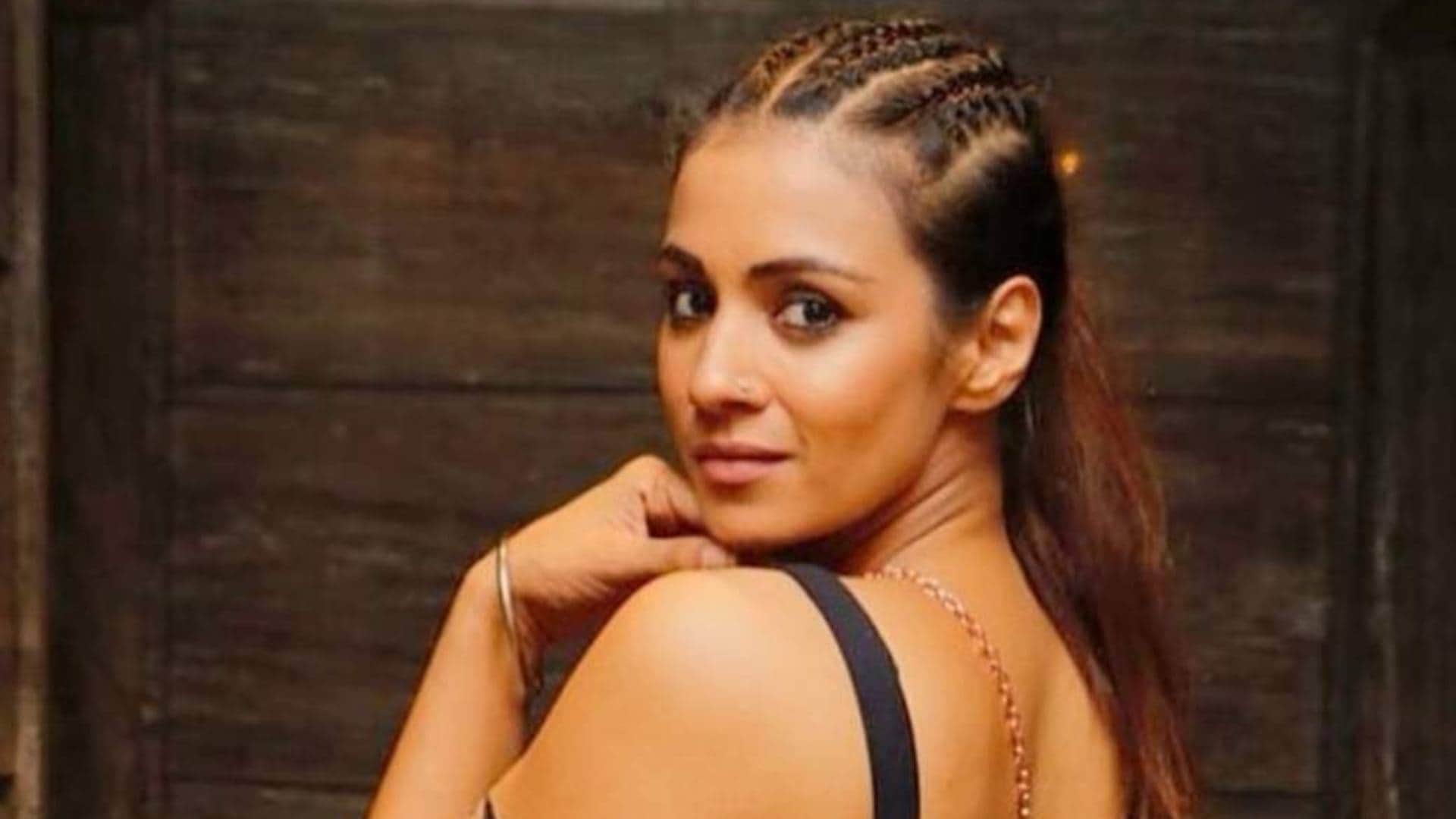 safed star Meera Chopra oppose to Barkha Bisht transgender statement That someone is to pretty to play a role