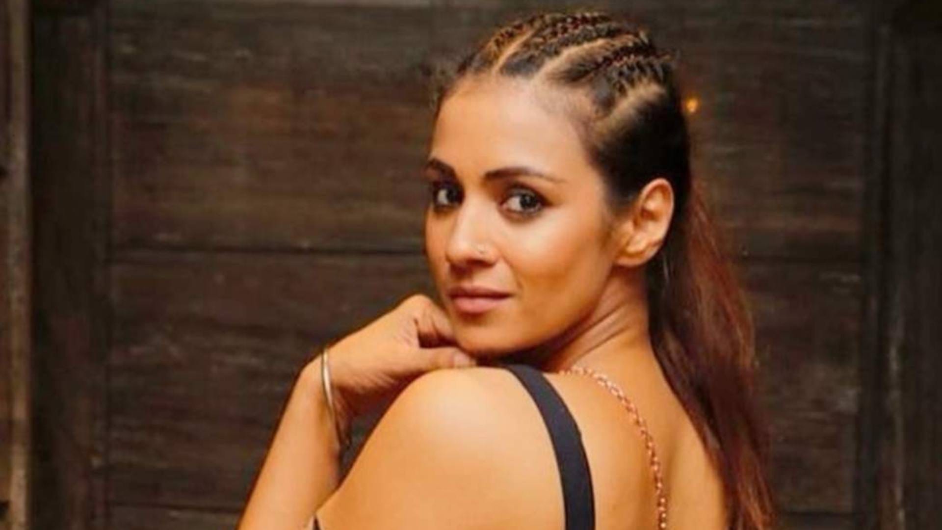 safed star Meera Chopra oppose to Barkha Bisht transgender statement That someone is to pretty to play a role