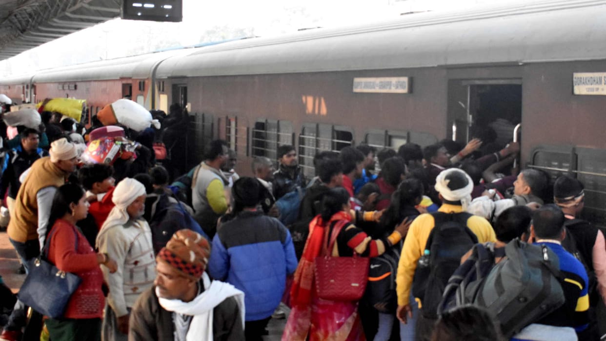 Stoppage of Barauni Gondia Express increased at two stations