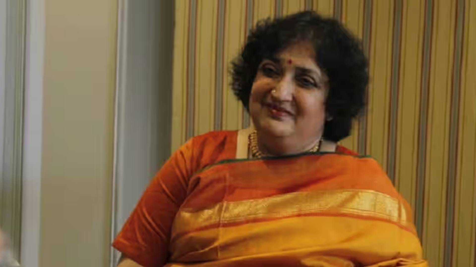 Latha Rajinikanth wife of Rajinikanth granted bail by court in a cheating case connection with Tamil Film
