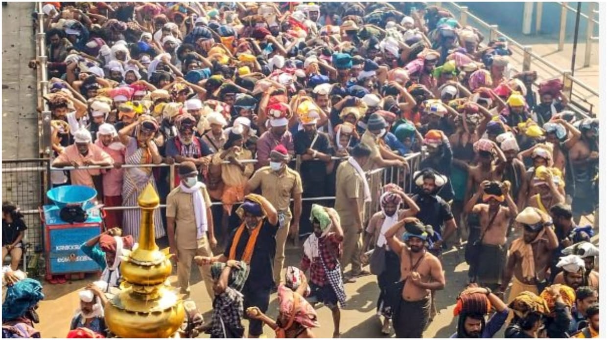 Sabarimala witnesses unprecedented rush of devotees ahead of Mandala pooja