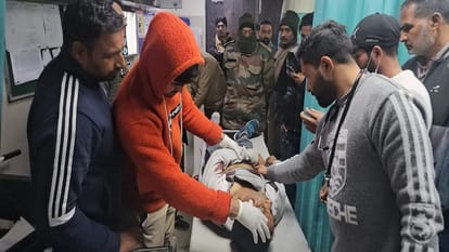 Three miscreants entered the petrol pump owner's house, shot him dead