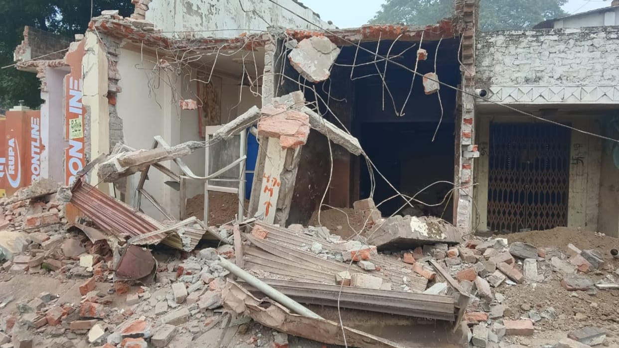 Houses under widening were demolished, wall of Leprosy Mission Hospital also demolished.