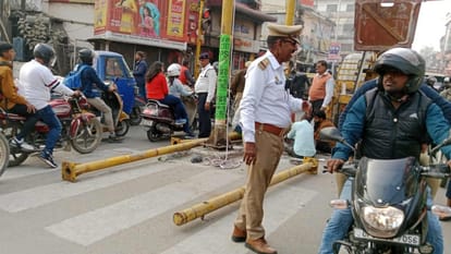 Removed poles being used for occupation in Gorakhpur