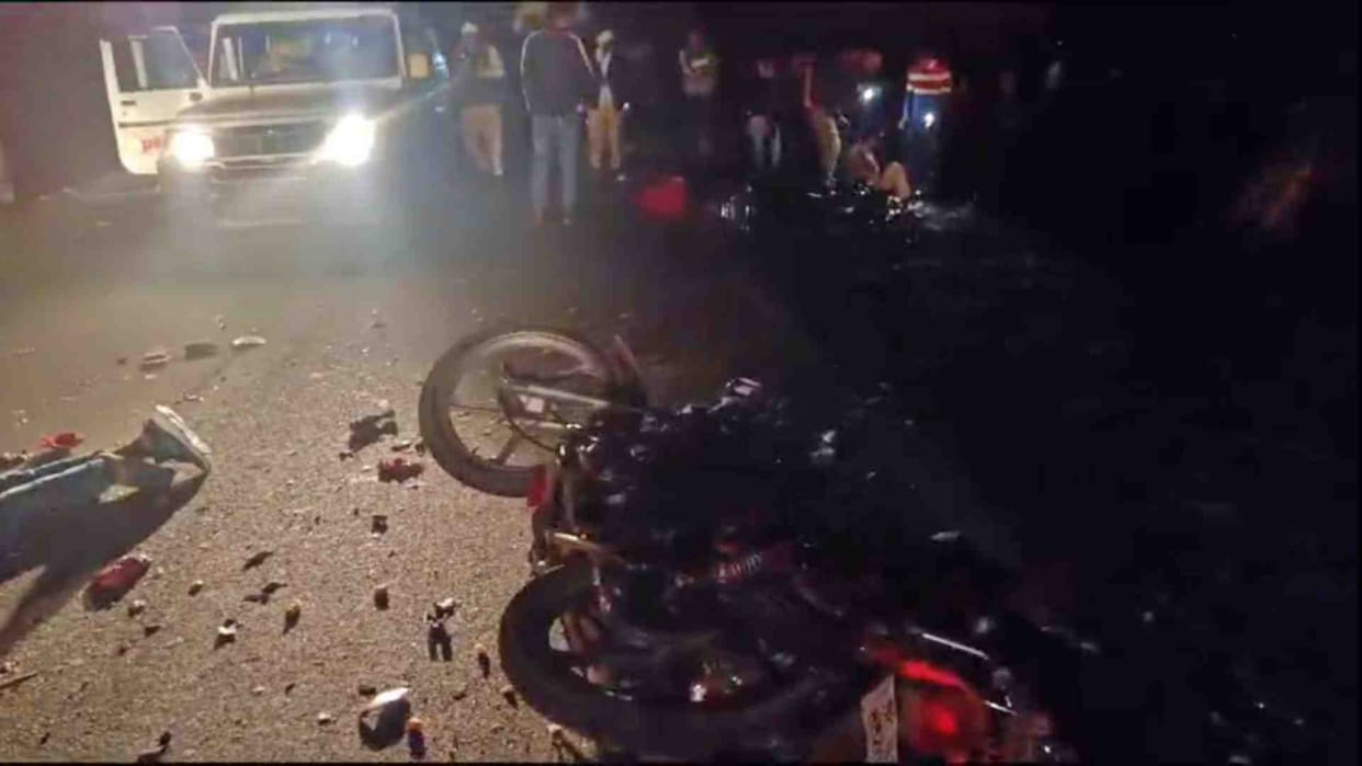 Three youths died in collision between two bikes near Morena Khadiyahar