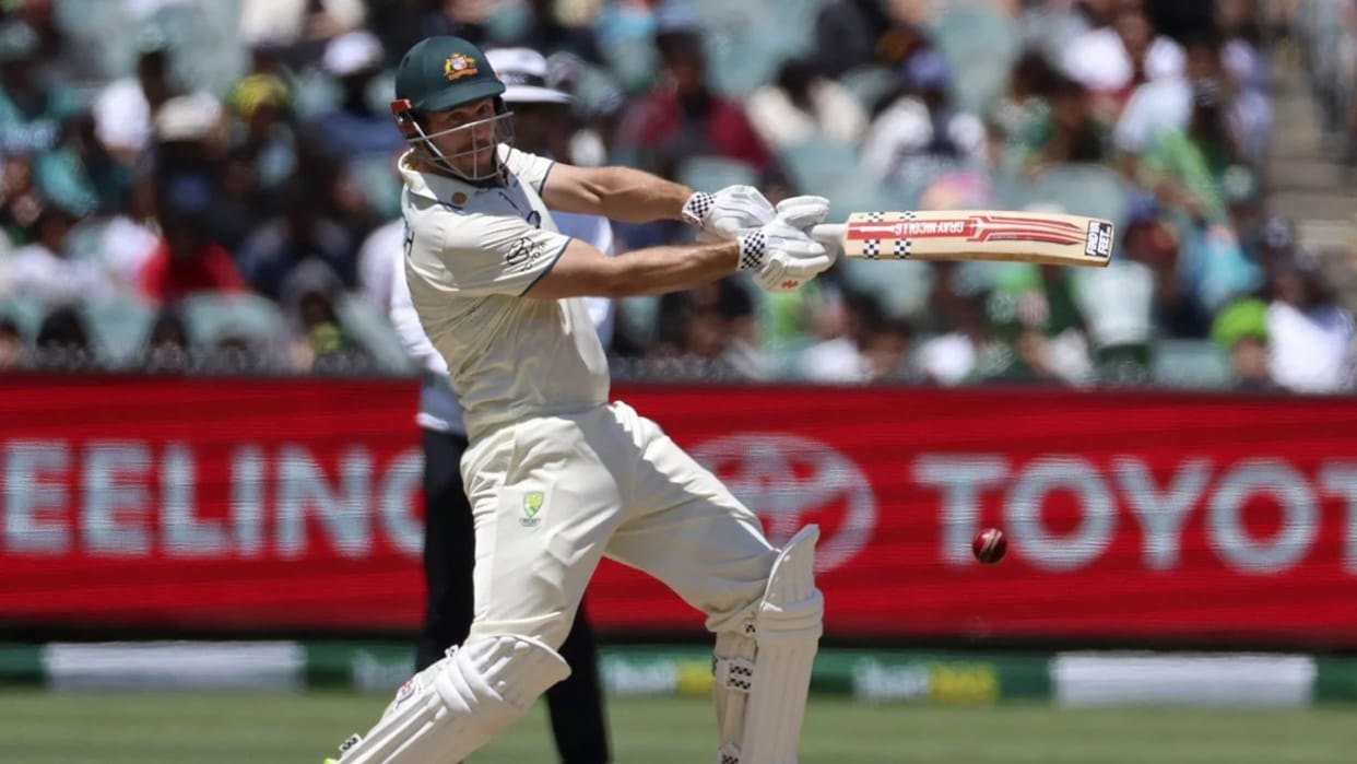 AUS vs PAK Australia hold on Pakistan strengthened Mitchell Marsh and Steve Smith gave a big lead
