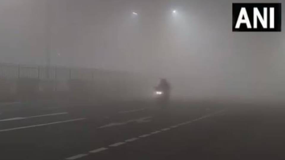 Mathura Weather Forecast Update Today pilgrimage town was covered with fog visibility on highway almost zero