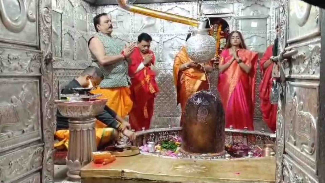 Ujjain Mahakal: Deputy Chief Minister Jagdish Deora arrived to have darshan of Baba Mahakal.