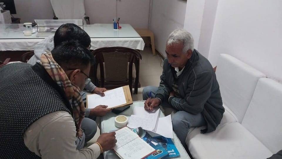 CM Flying team reached Excise Department in Rewari, 15 out of 24 employees were found absent