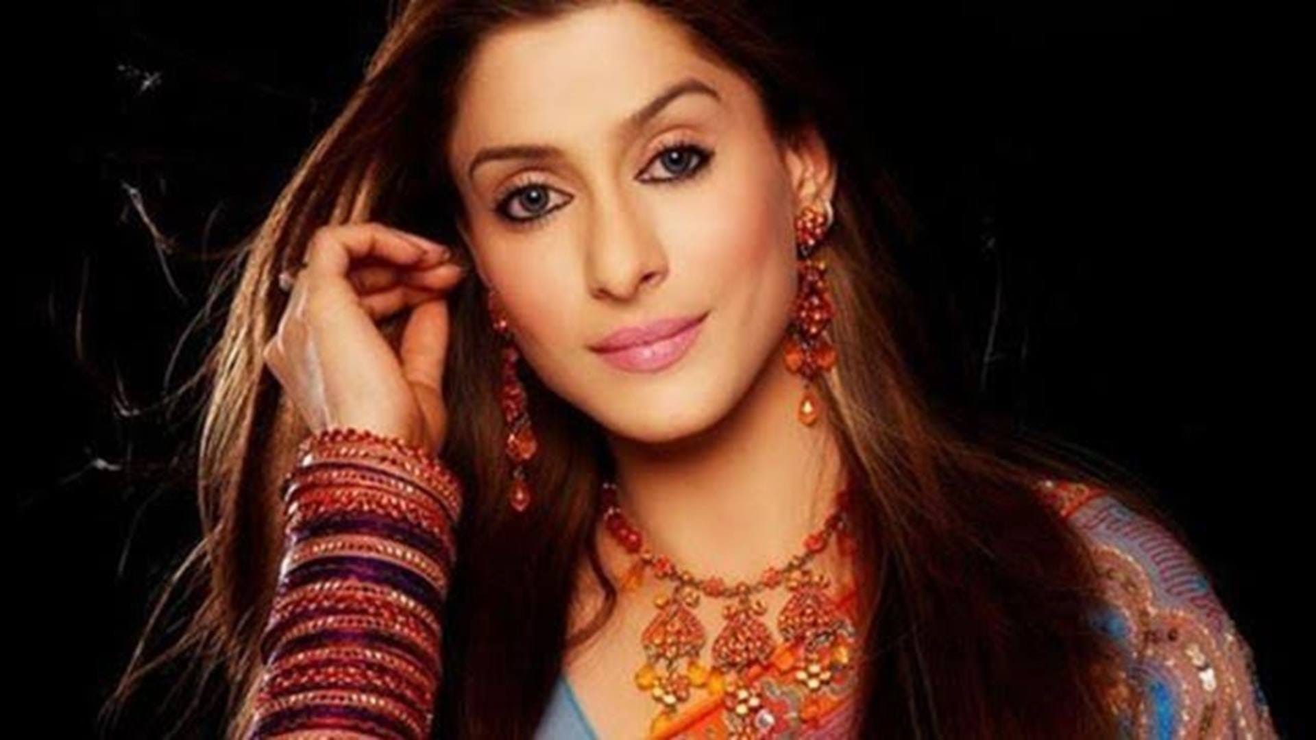 Shilpa Saklani Interview TV Actress Talks about Acting Career Recalls her First Offer for Ekta Kapoor Serial