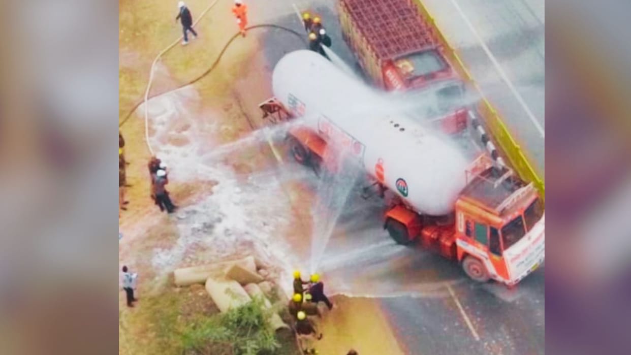 Mock drill conducted to deal with fire at Indian Gas Plant in Varanasi