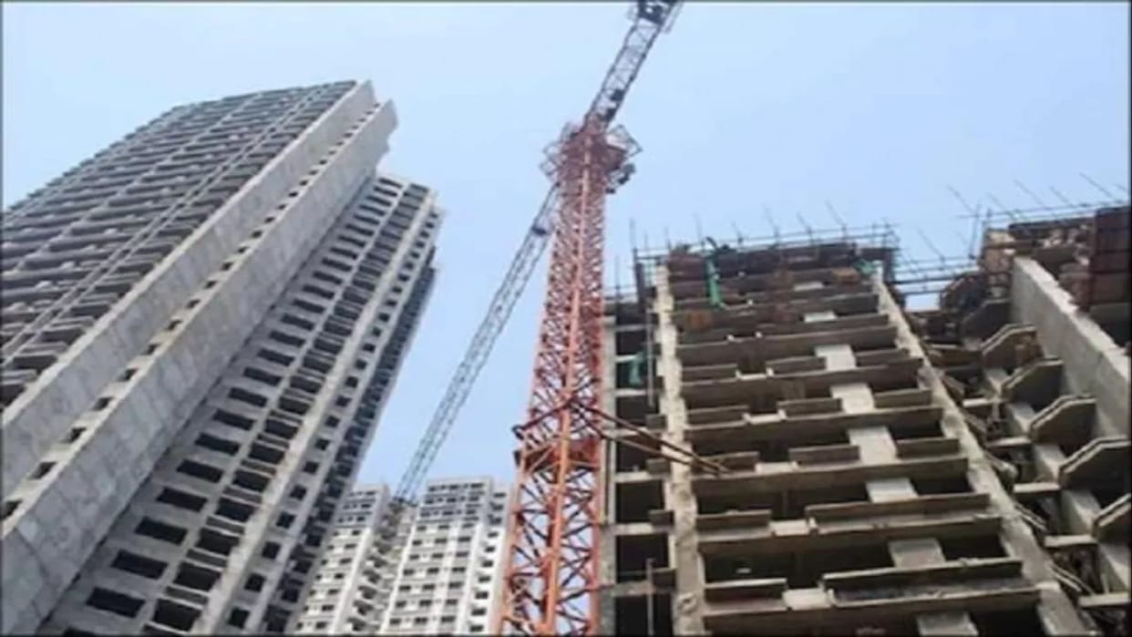Anarock Report Despite increase in prices record 4.77 lakh houses were sold this year highest sales in 2023