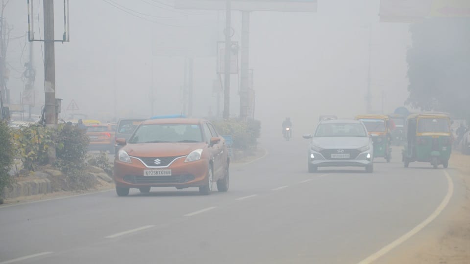 Bareilly Weather Today Dense Fog In Bareilly Chances Of Rain In next 24 hours