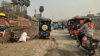 Photographs of encroachers will be kept in record outpost in-charge will be removed after meeting again.