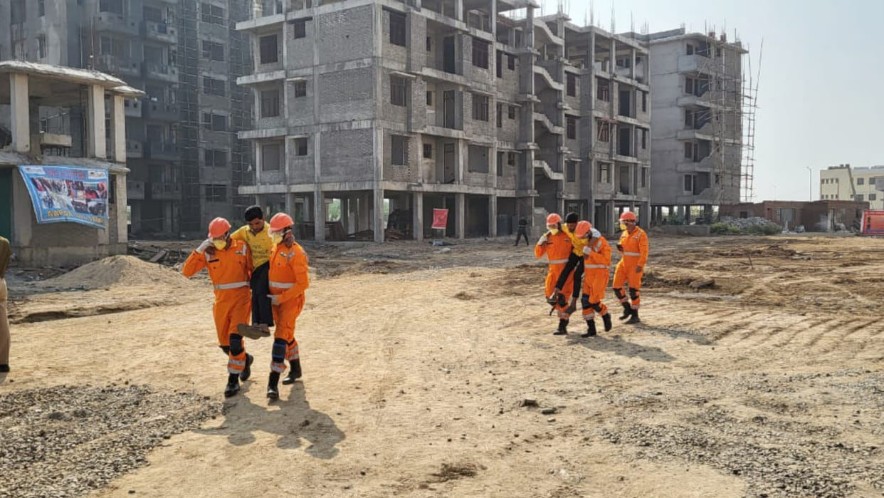 Preparedness to deal with earthquake tested by mock drill