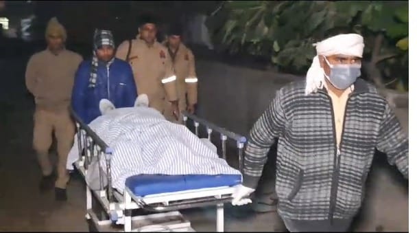 Meerut Manager Arun Prajapati Murder Case: Father and family are in grief in Baghpat