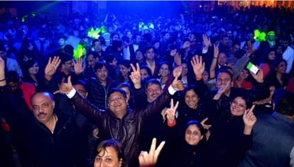 New Year Celebration: नए साल पर काशी में मुंबई का 'धूम बैंड' मचाएगा धमाल, जानिए कितने बजे से शुरू होगा जश्न? New Year Celebration Mumbai's 'Dhoom Band' will create a blast in Kashi on New Year