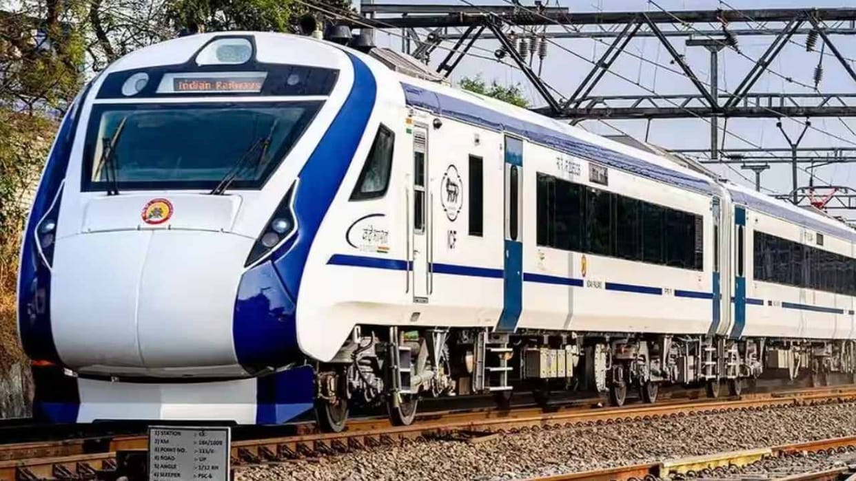 Will tour Ayodhya till afternoon by Vande Bharat train after that will go to Delhi