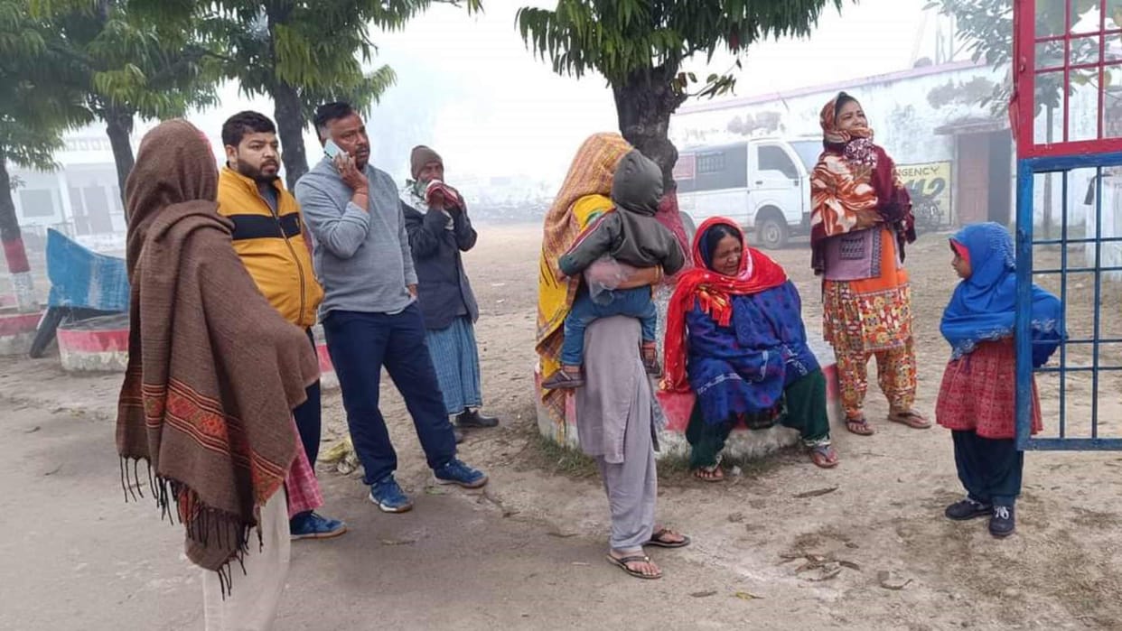 one dies after being hit by pickup two injured in siddharthnagar