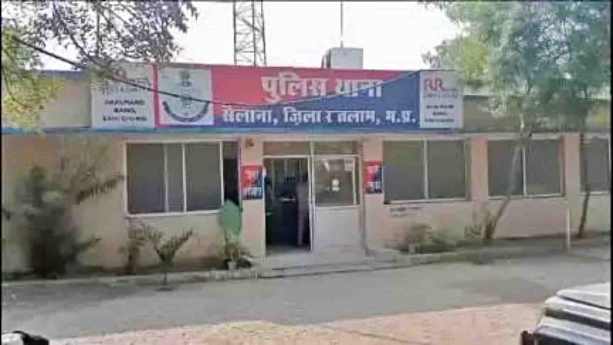 Neighbor tried to rape a two and a half year old girl in Ratlam