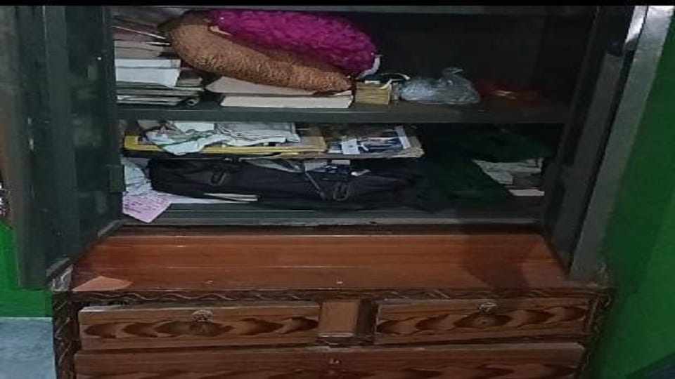 Thieves targeted civil contractor house one lakh cash and jewelery stolen in Korba