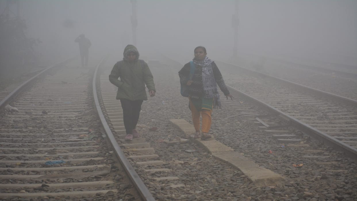 UP continues to struggle with bone-chilling cold: These cities, including Lucknow, remain the coldest