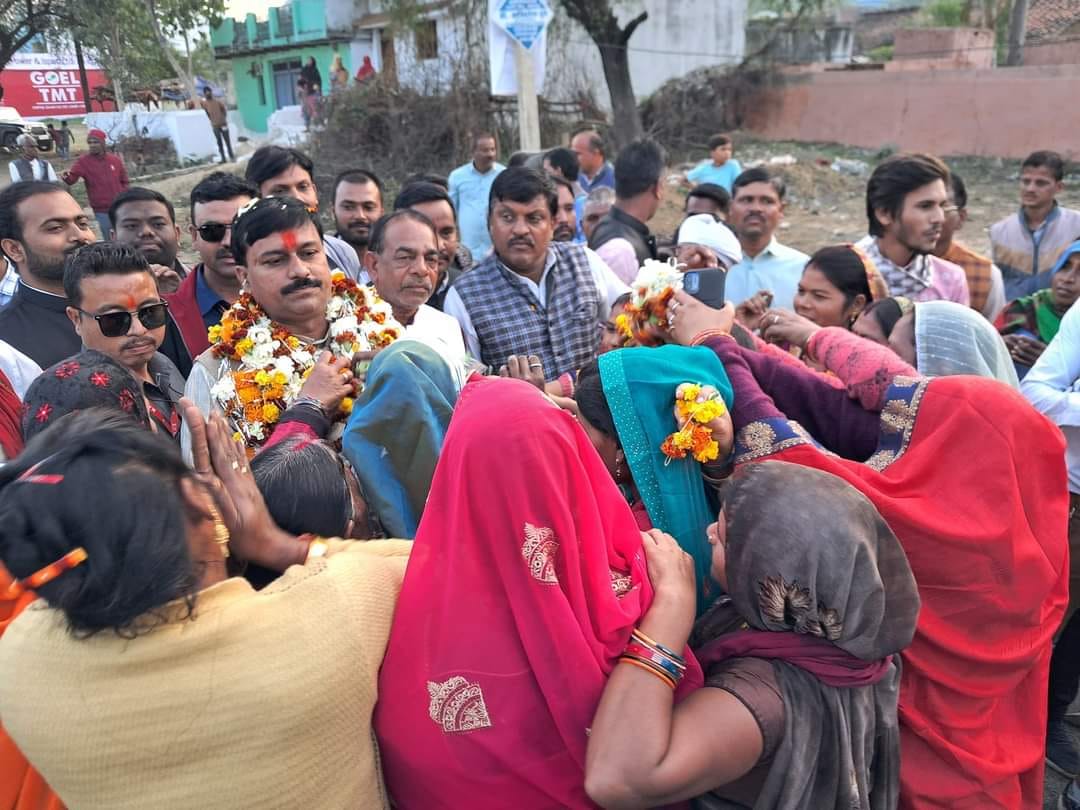 Damoh: Pickpockets active in the crowd gathered to welcome Minister of State Dharmendra Singh