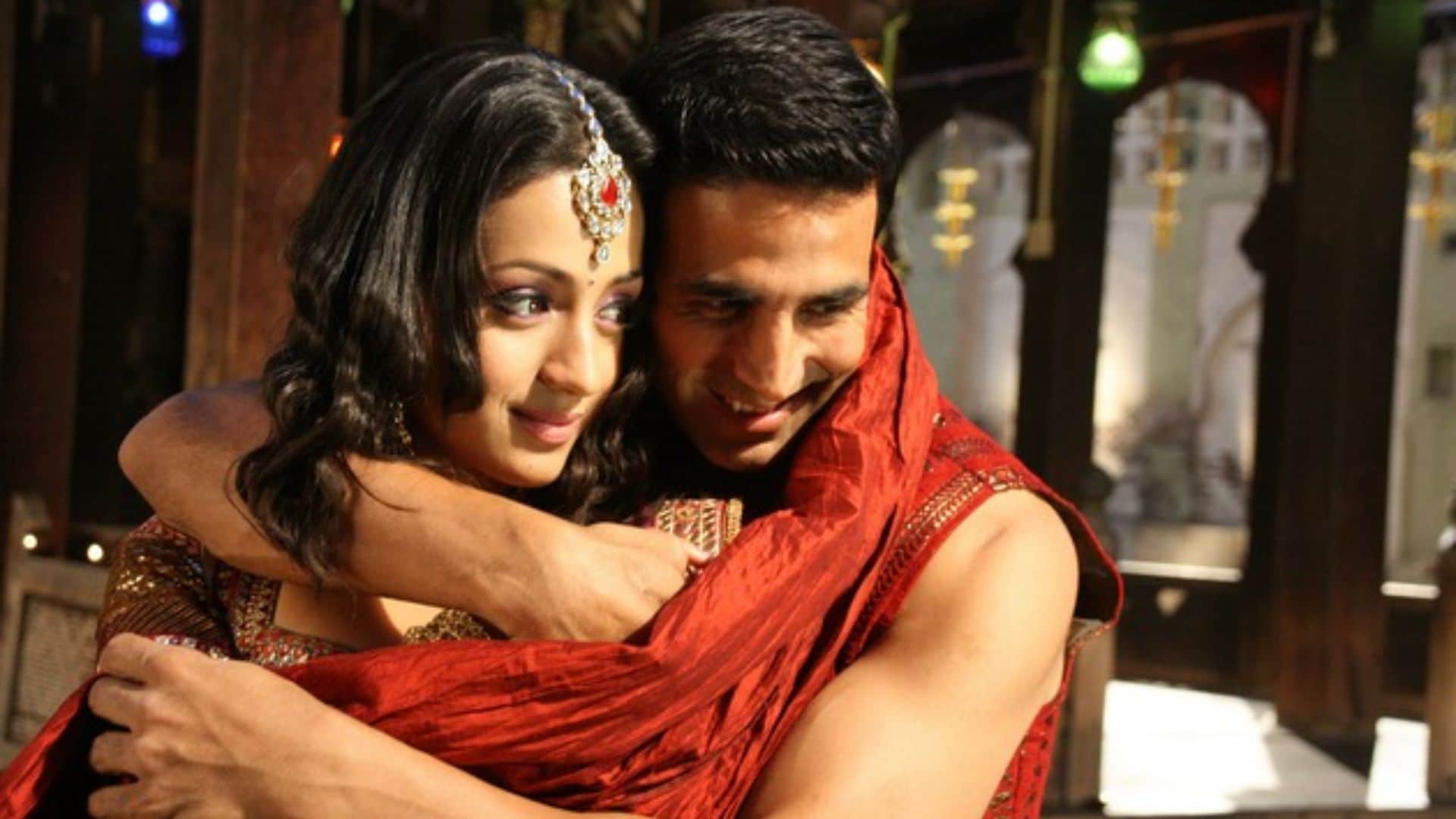 South Actress Trisha make her Bollywood comeback after 13 years with salman khan in Vishnu Vardhan next film