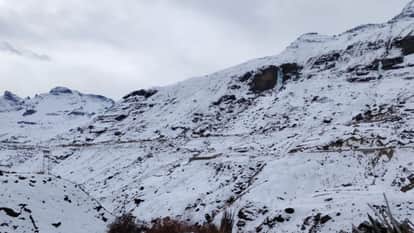 Himachal Weather update: fresh snowfall in rohtang cold wave in himachal