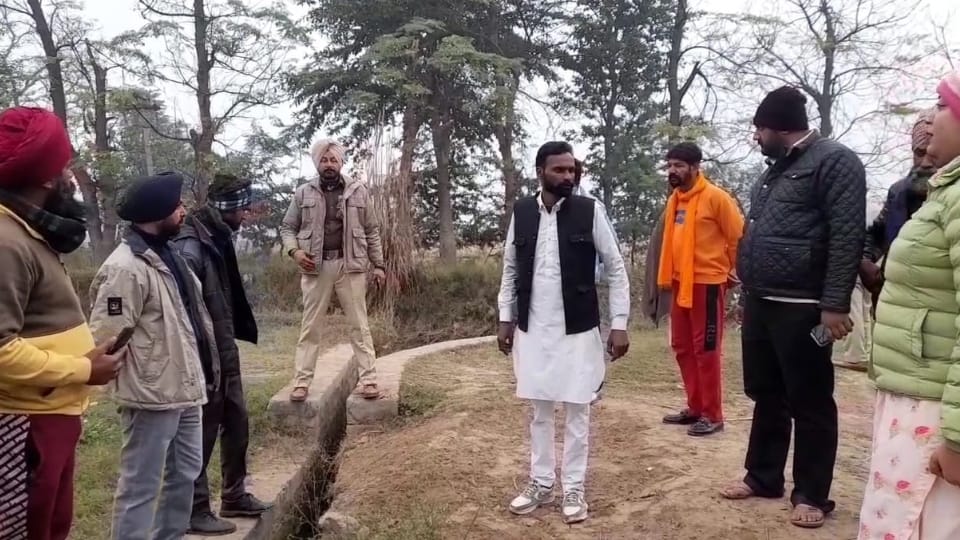 Panic after sighting cheetah like Animal in village Beed Sikhanwala of Kotkapura