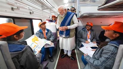 Prime Minister Modi said - Don't become a leader... then the children said - Will become like you