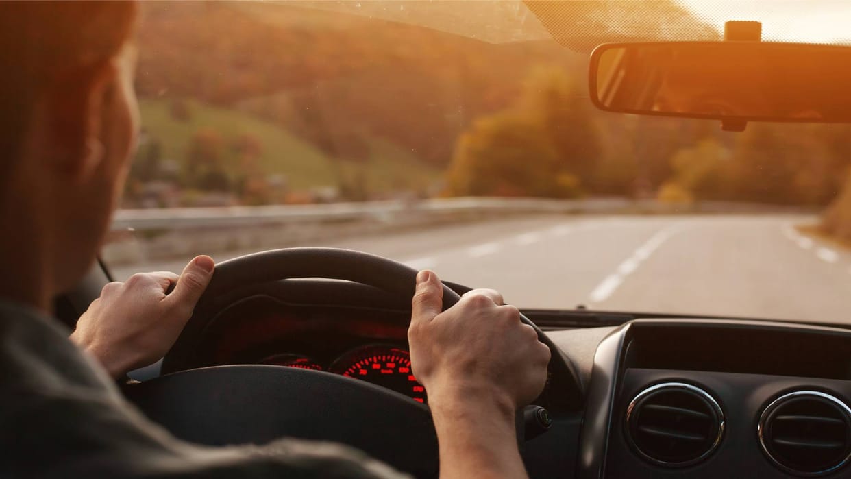 Keep These Things In Mind While Driving Car Know Tips And Tricks Here