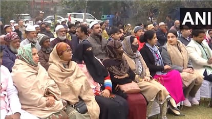 Women of Muslim community listen to PM Modi Mann Ki Baat program  in Delhi