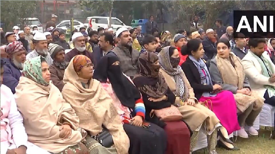 Women of Muslim community listen to PM Modi Mann Ki Baat program  in Delhi
