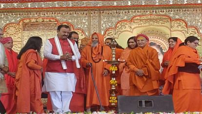 Shashthi Purti Mahotsav was organized in Vatsalya Gram of Vrindavan