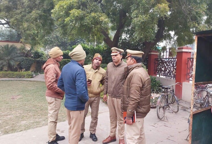 वाराणसी में मर्डर: चर्च कंपाउंड में महिला की हत्या से दहला इलाका, नए साल के पहले दिन सनसनीखेज घटना से हड़कंप