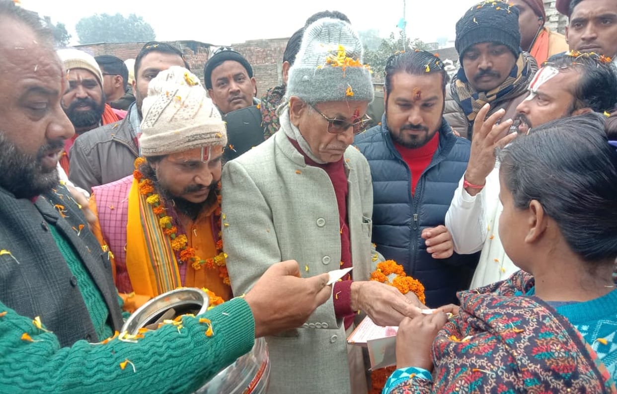 Ram Mandir: Door-to-door outreach to invite consecration begins