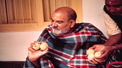 Miracles In Hanuman Garhi Temple: Neem karoli Baba had laid the foundation of Hanuman Garhi