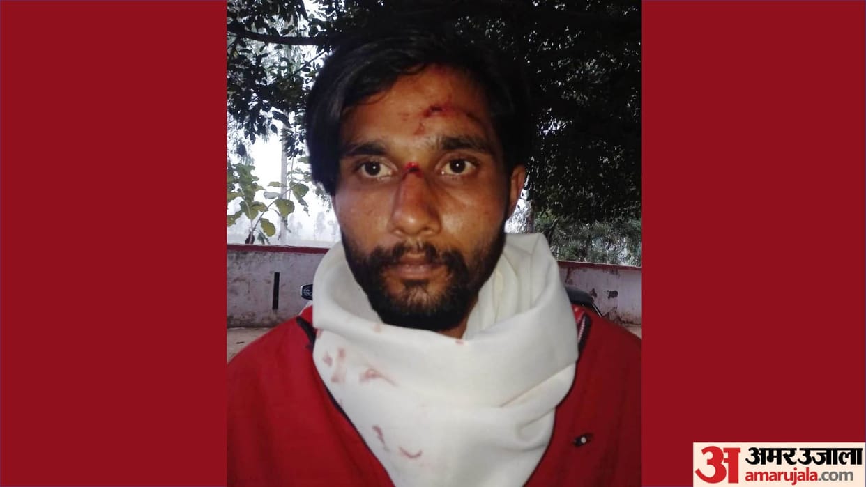Fight over sitting on stage in Bharat Sankalp Yatra in Moradabad chairs thrown violently