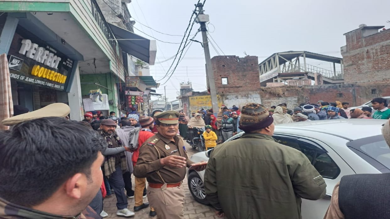 Business leader Anuj Goyal shot in Muzaffarnagar district and market closed in panic
