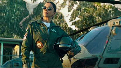 Fighter Advance Booking Hrithik roshan deepika padukone film earn 5 crore rs take opening of 25 to 30 crores