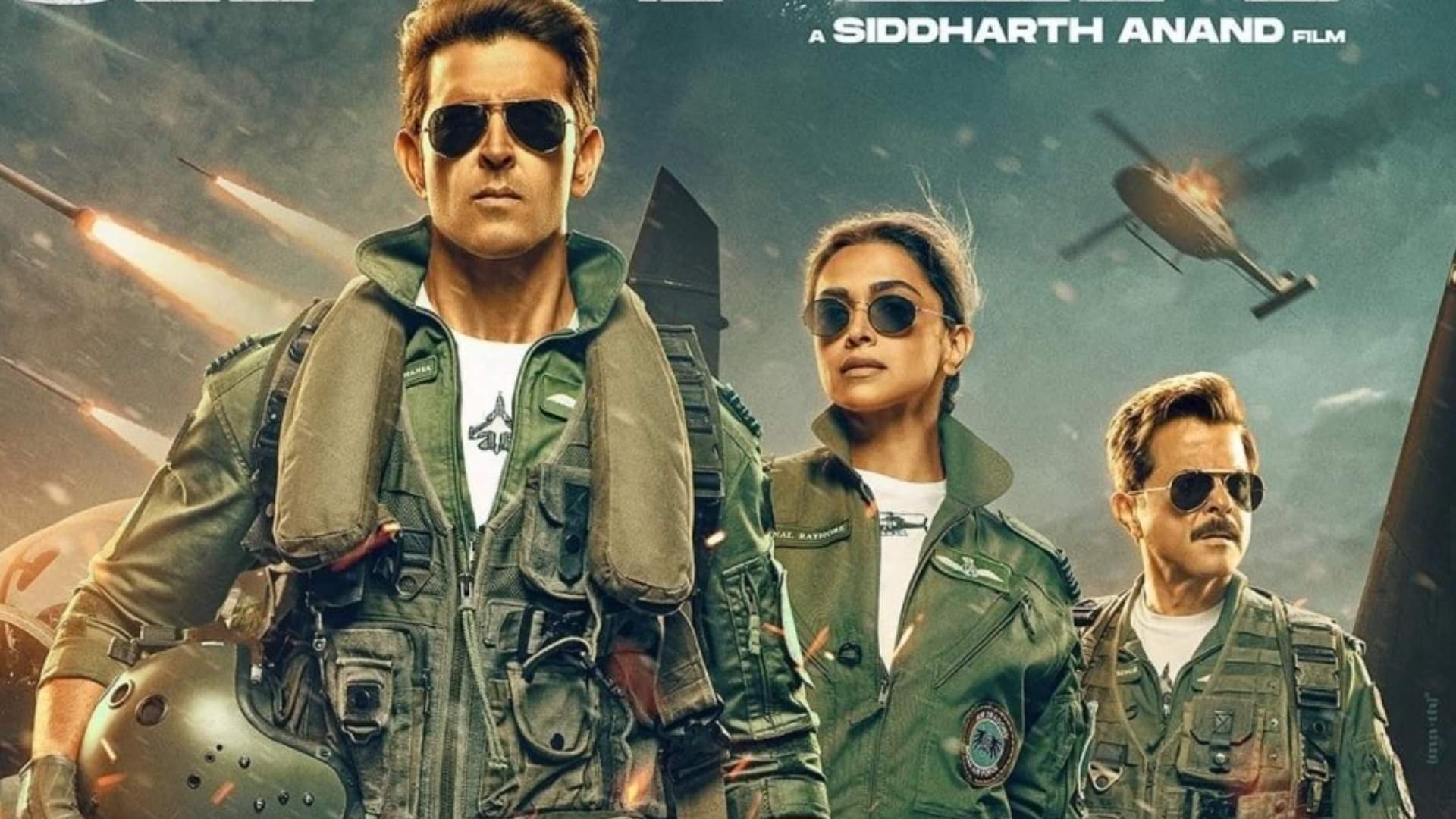 Fighter actress Deepika Padukone glamorous and intimate scene with Hrithik Roshan in Siddharth Anand Film