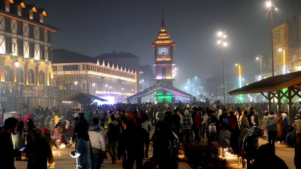 New Year Celebration 2024 Live India New Year Eve Party Celebrations Photos Videos Delhi Noida Lucknow