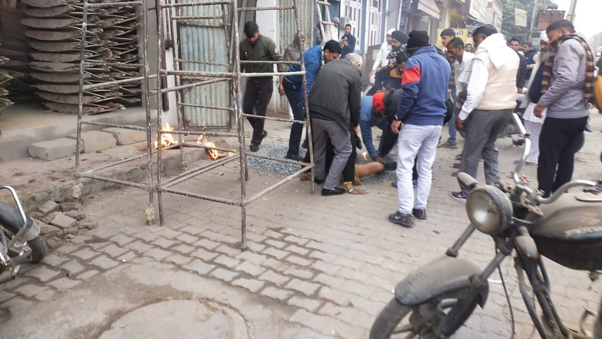 Can filled with mobile exploded with bang in Fatehabad, Mechanic burnt