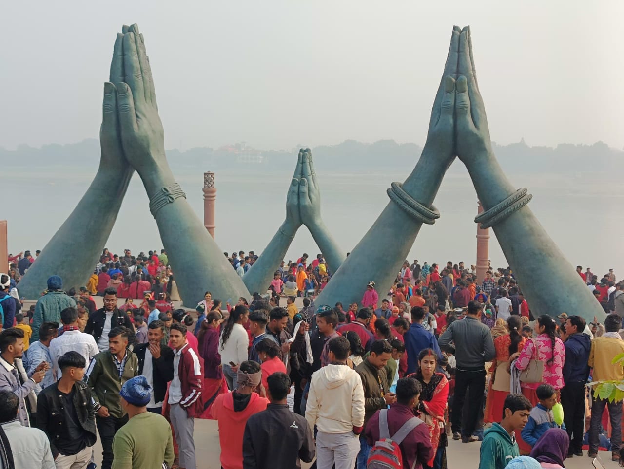 new year 2024 crowd of devotees in Markandey Mahadev Temple and Swarved Mahamandir see latest photos