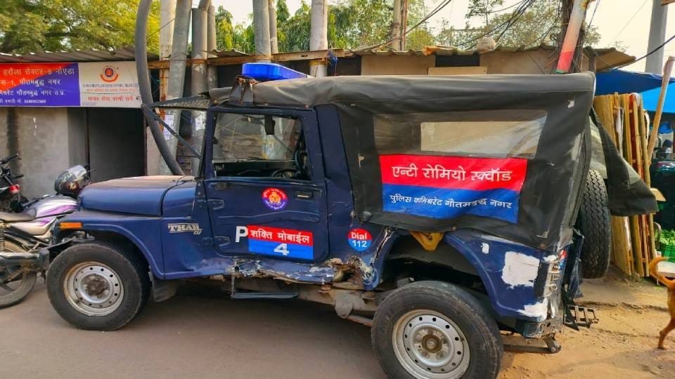Inspector Ramkishore Sharma died in collision with pickup vehicle in Noida