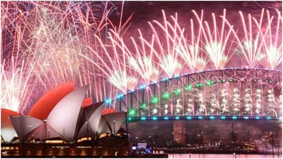new year 2024 celebration in the world, photos around the world people celebrating 1 january