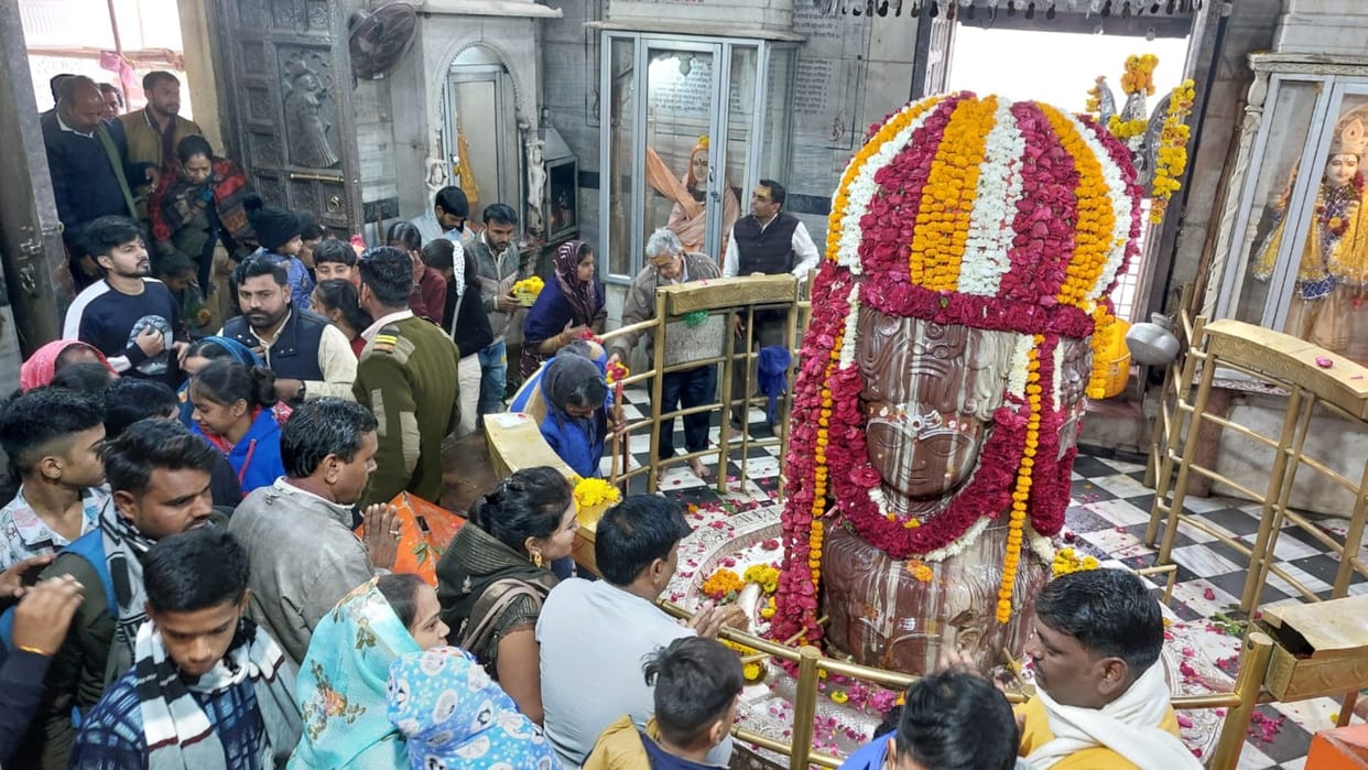 Crowd of devotees gathered in Lord Pashupatinath temple on New Year