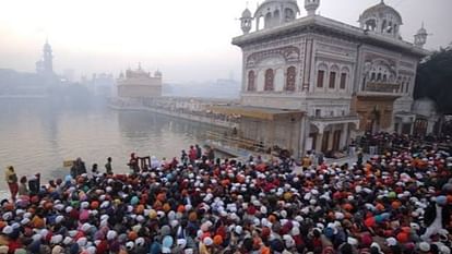 Huge crowd of devotees gathered at Golden Temple in Amritsar to celebrate New Year 2024